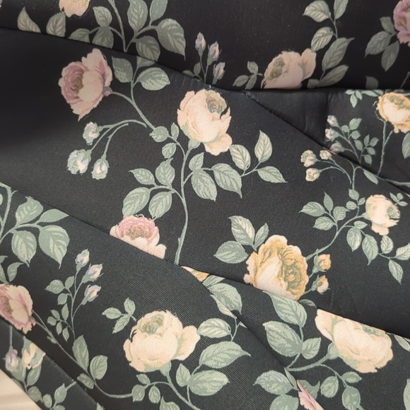 Lauren Conrad pleated garden skirt - Picture 6 of 11